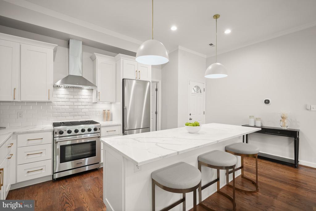 86 P STREET NW
