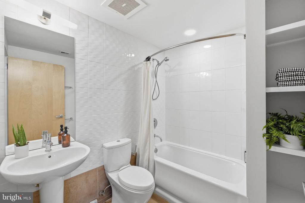 1125 11TH STREET NW Unit: 603