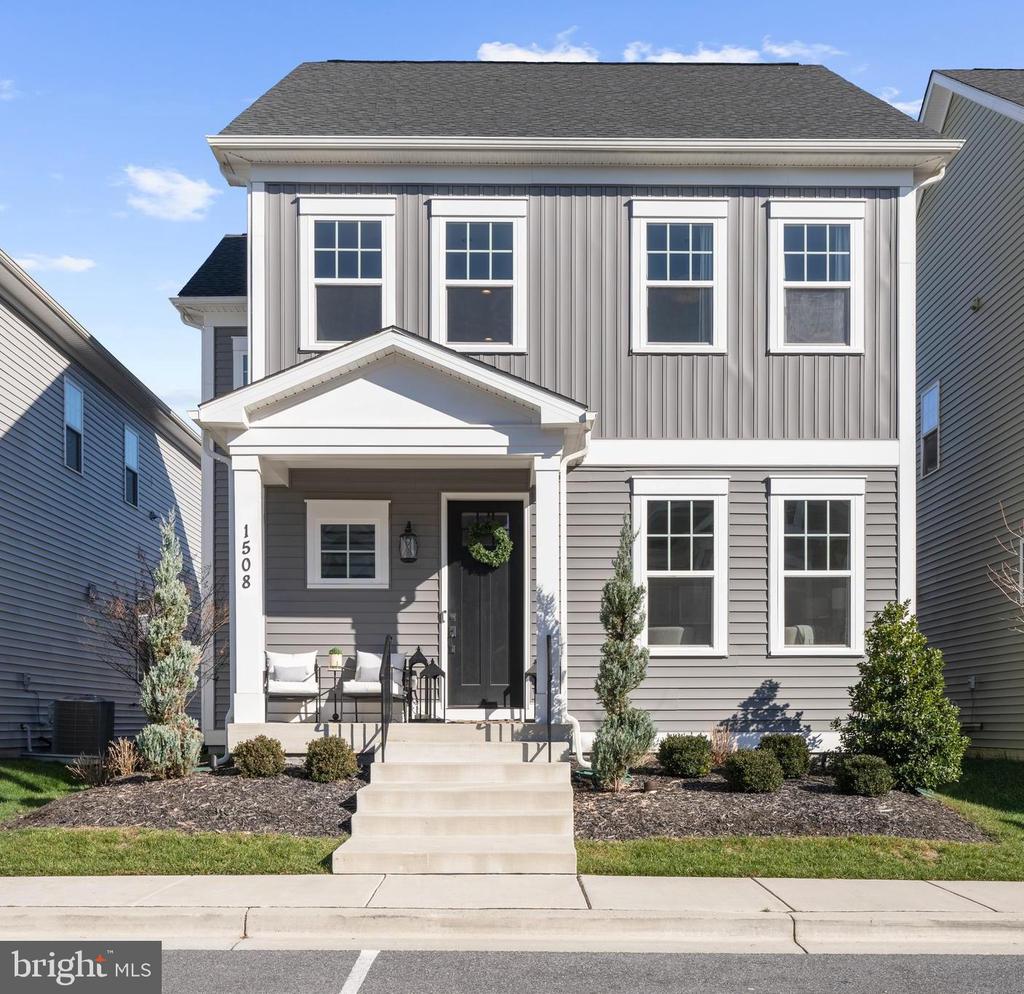 1508 SANDBAR WILLOW DRIVE