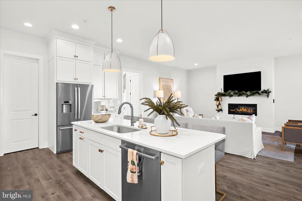 1508 SANDBAR WILLOW DRIVE