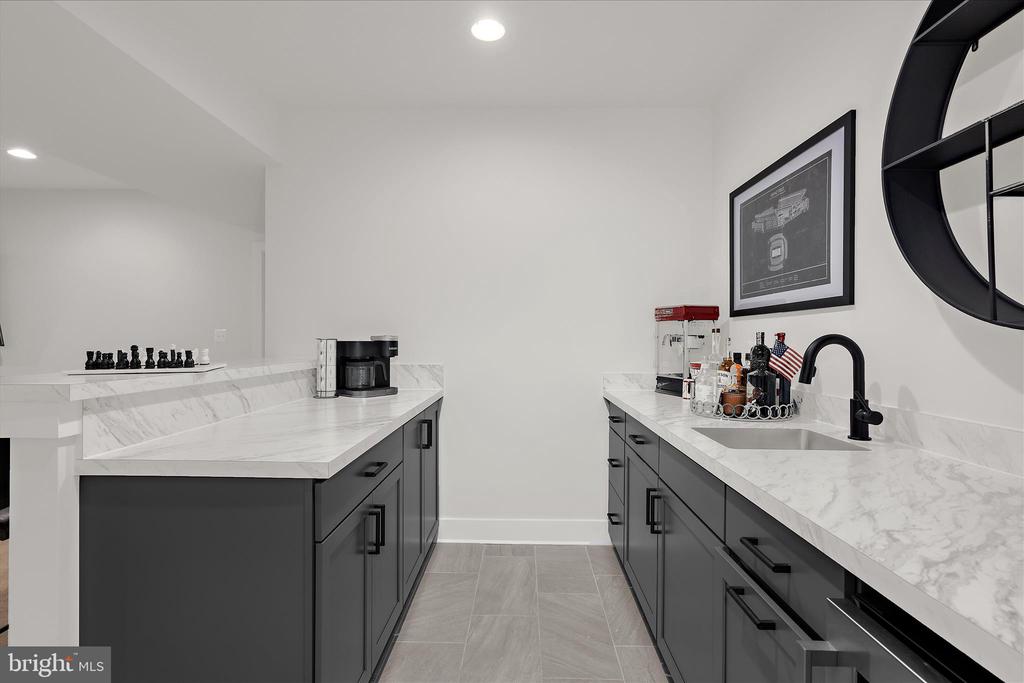 1508 SANDBAR WILLOW DRIVE