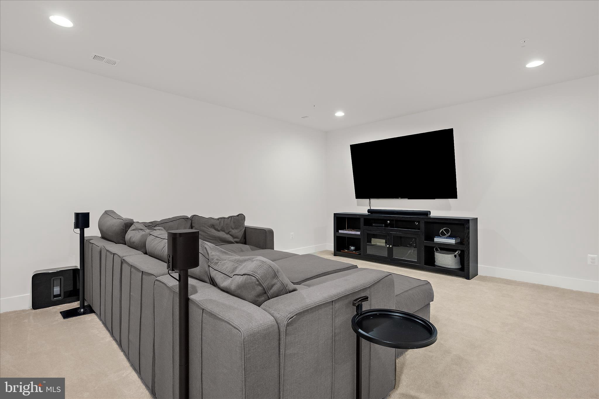 1508 SANDBAR WILLOW DRIVE