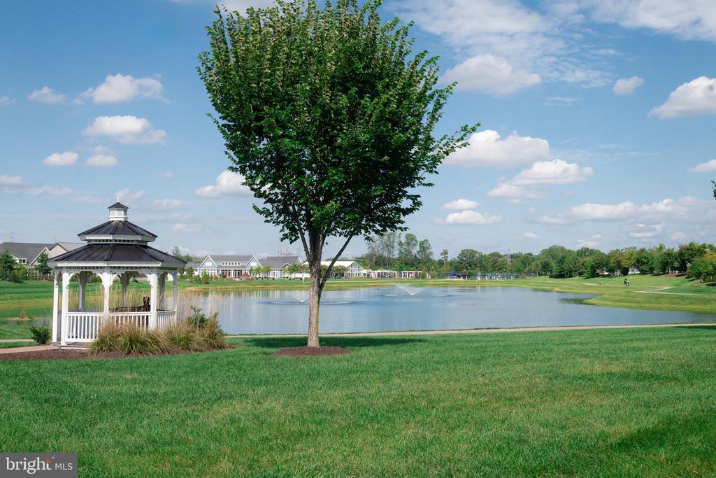 1508 SANDBAR WILLOW DRIVE