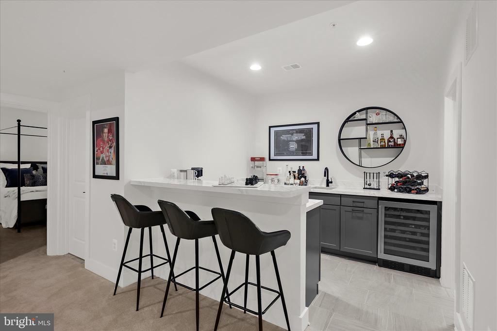 1508 SANDBAR WILLOW DRIVE