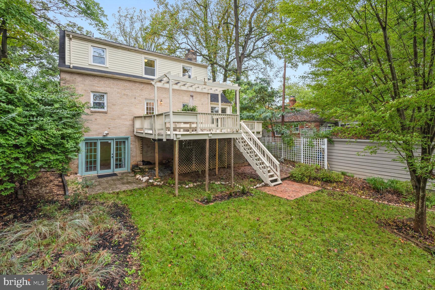 10209 Lorain Ave