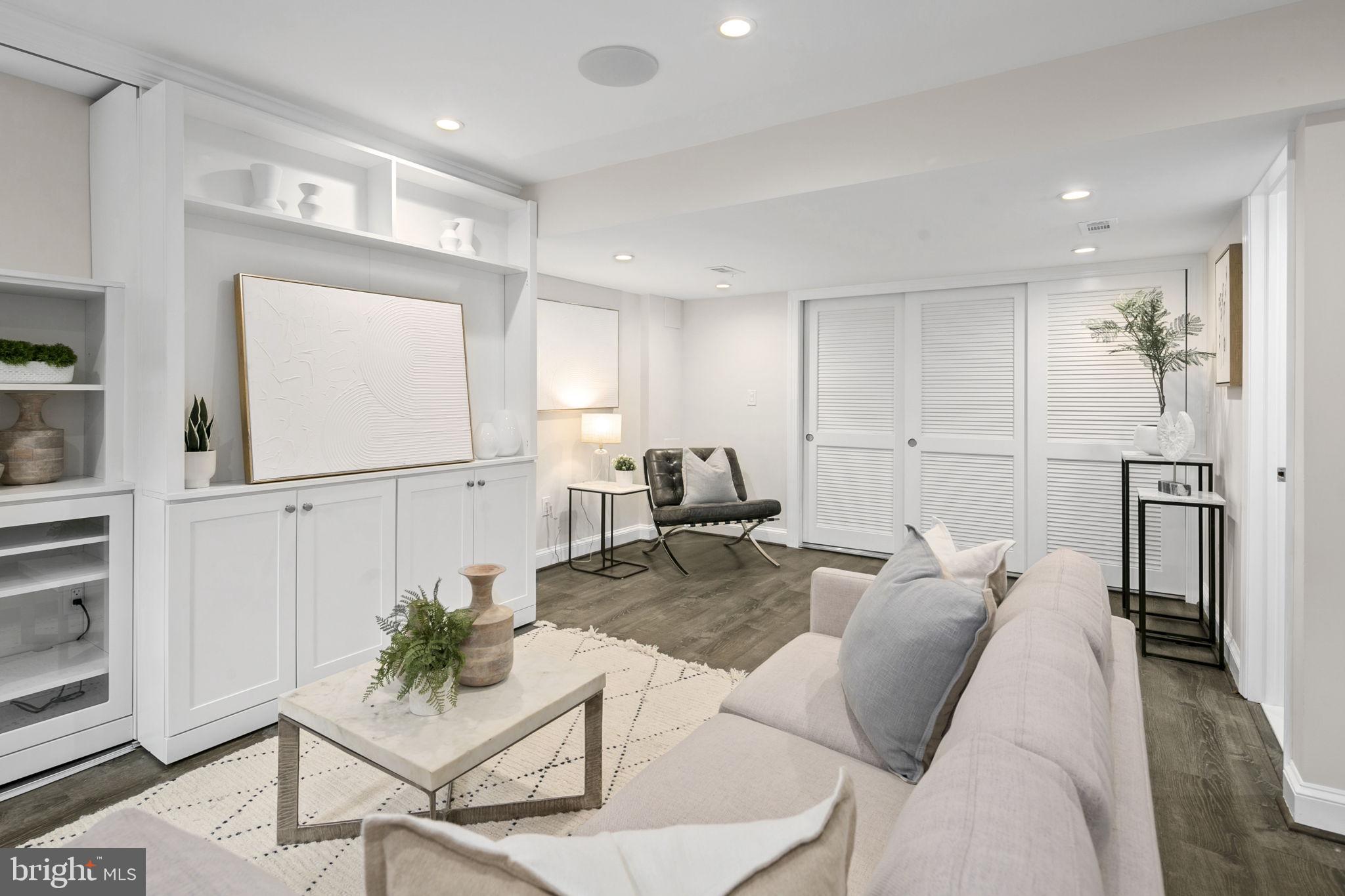 114 Sunnyside Rd