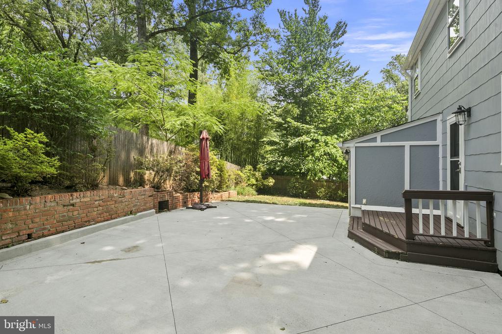 114 Sunnyside Rd