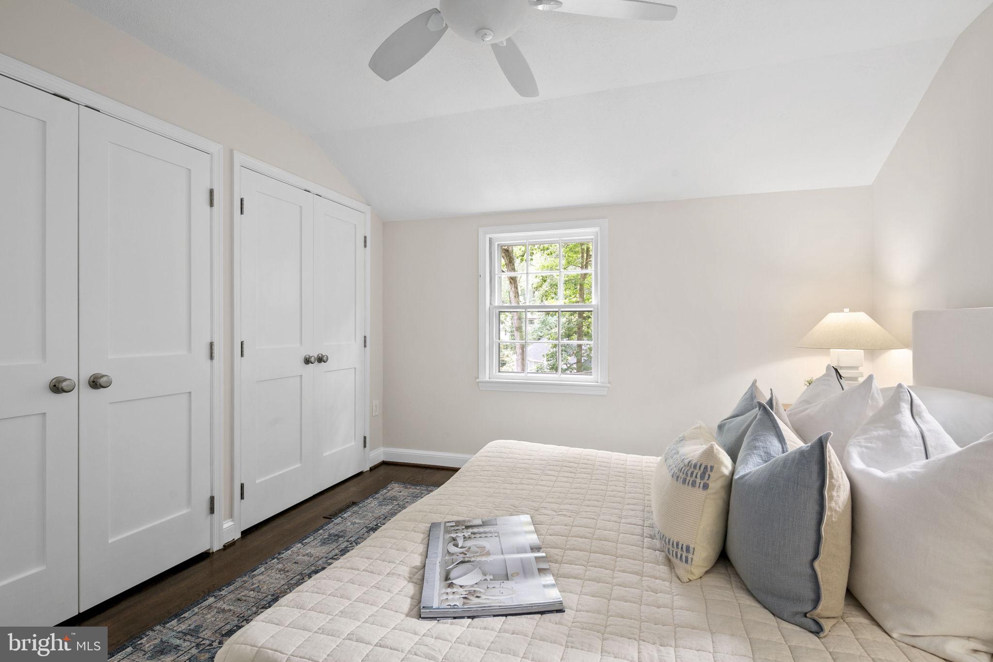 114 Sunnyside Rd