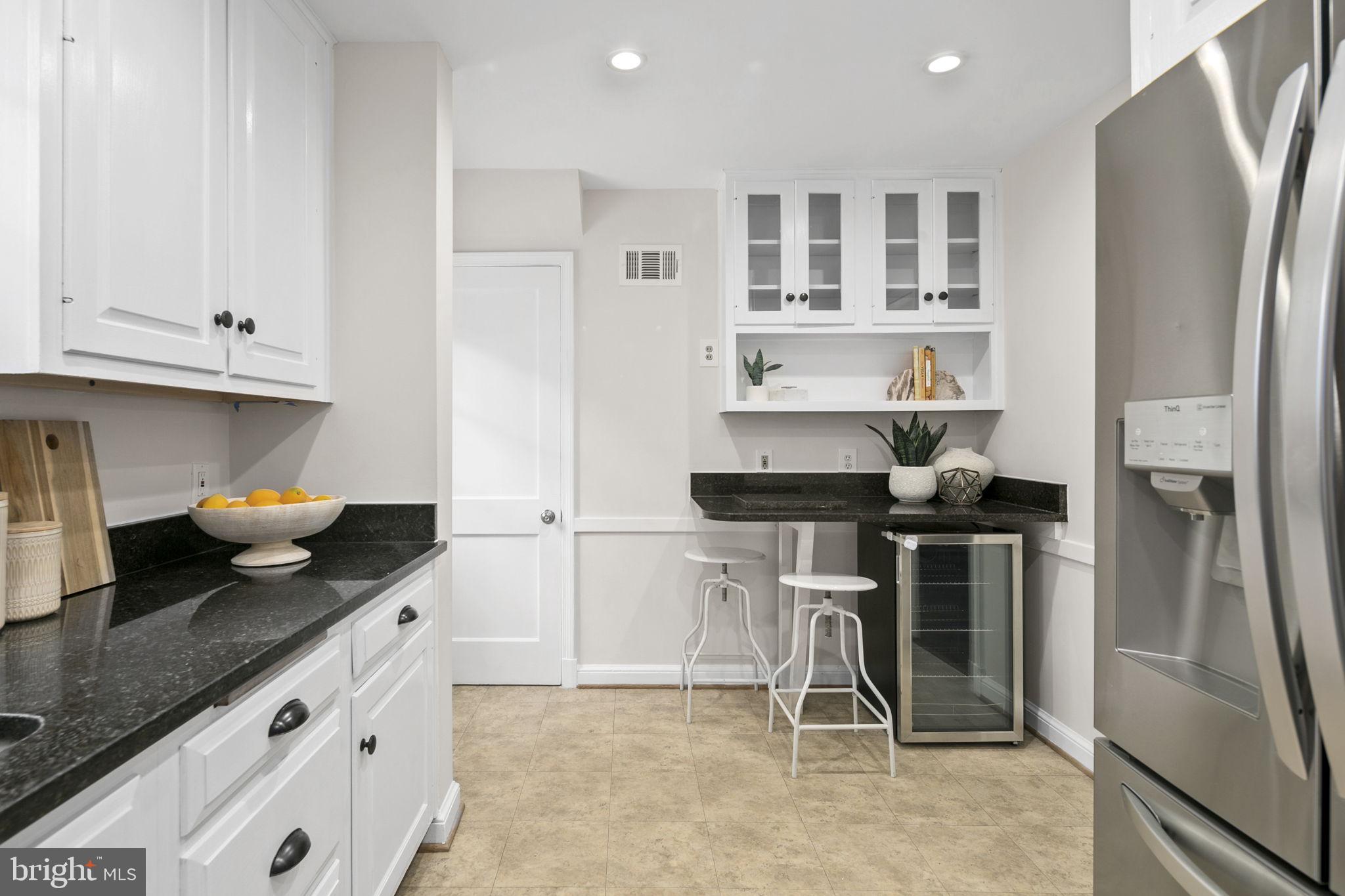 114 Sunnyside Rd