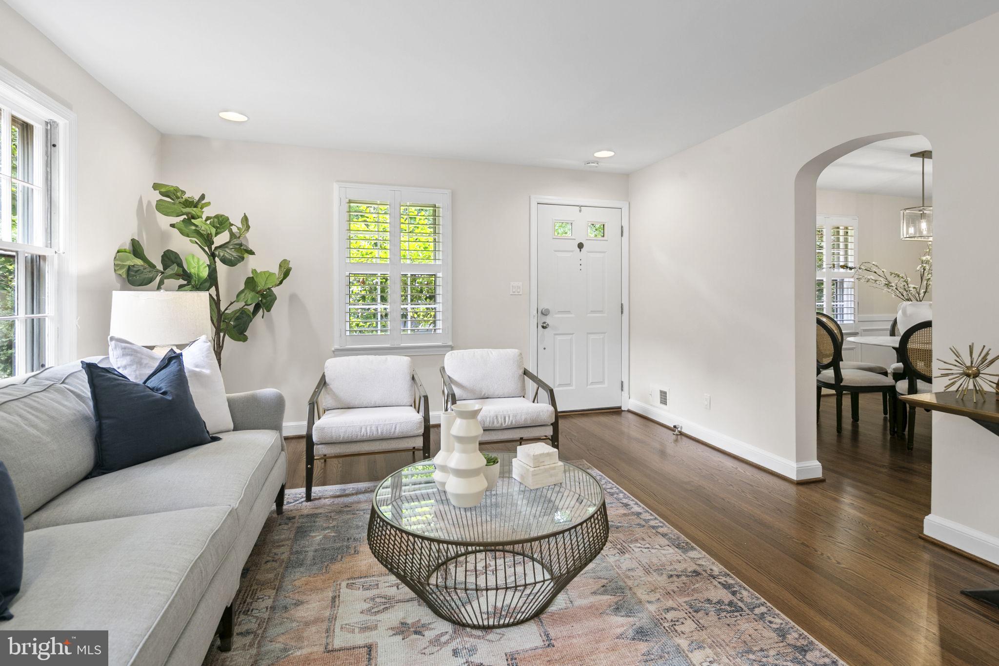 114 Sunnyside Rd