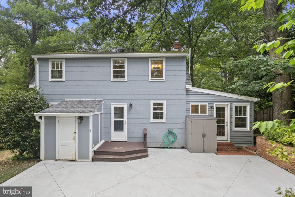 114 Sunnyside Rd