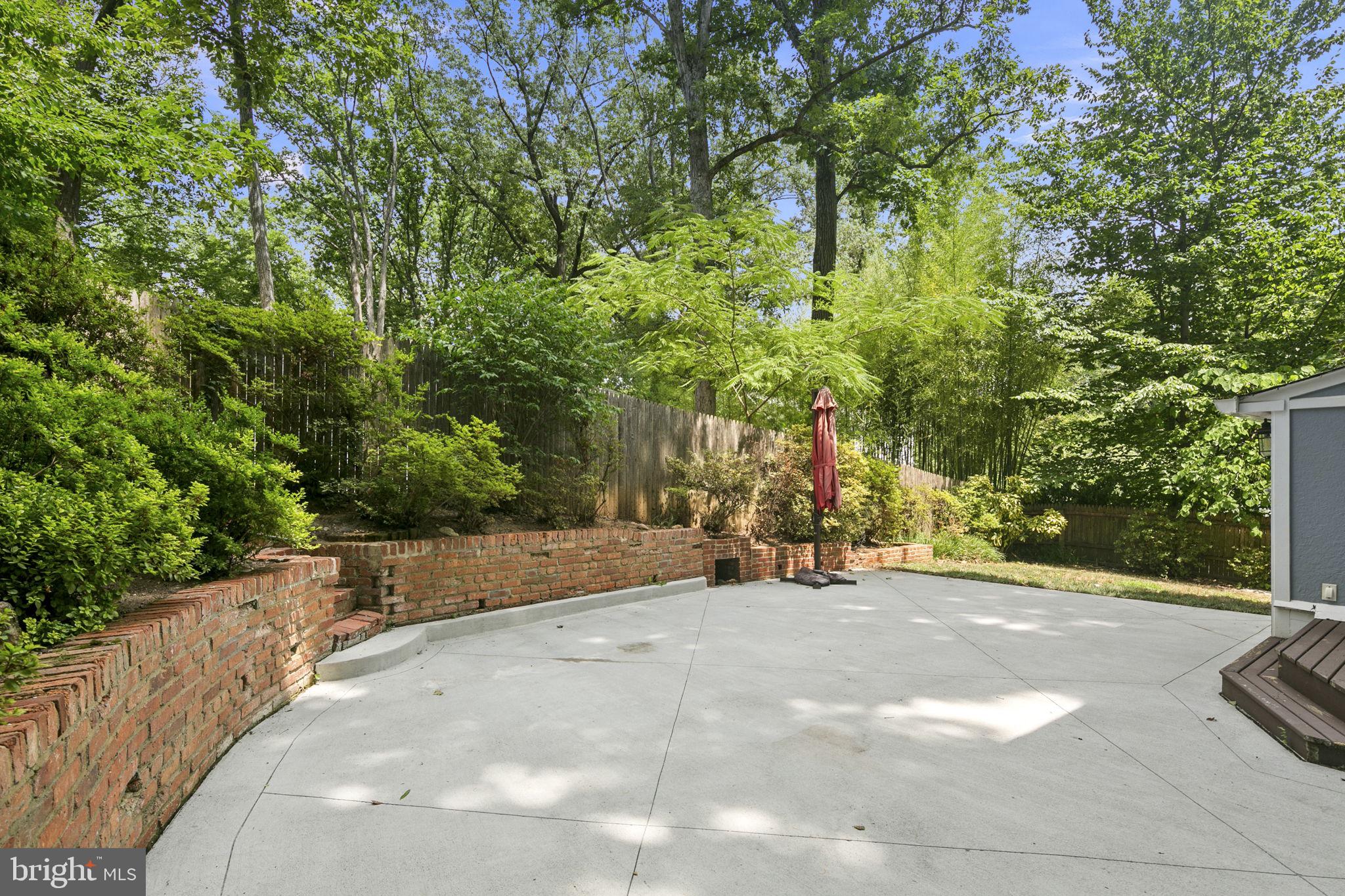 114 Sunnyside Rd