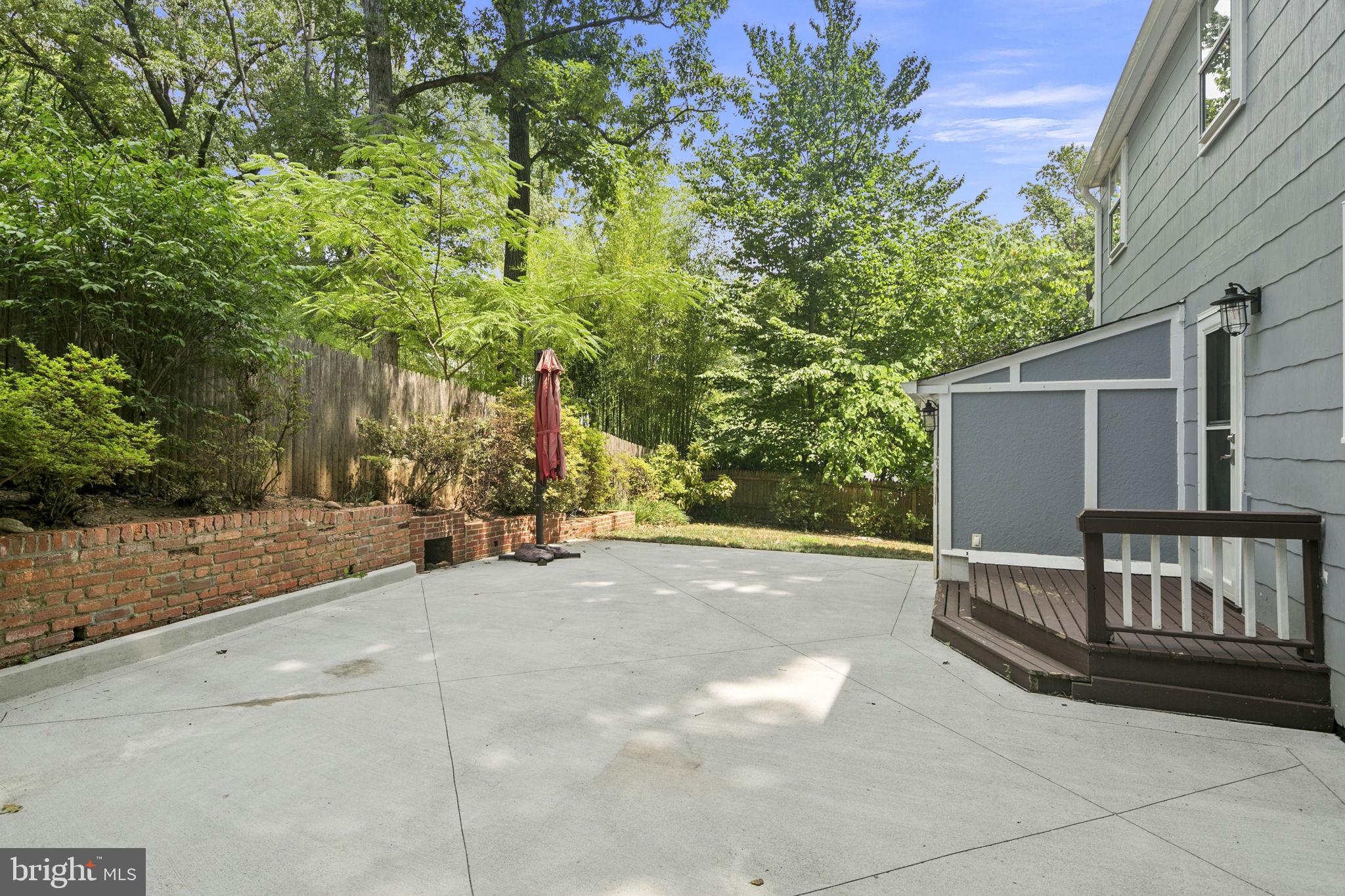114 Sunnyside Rd