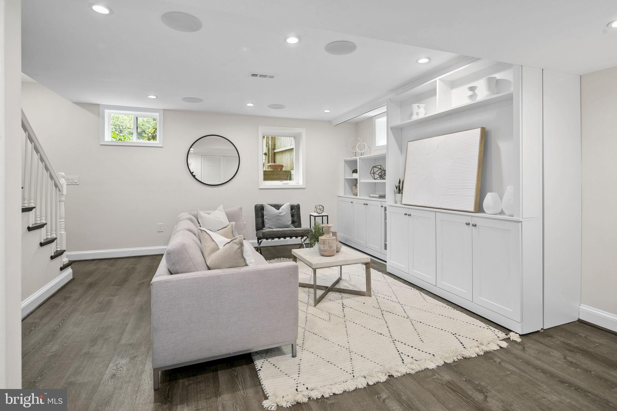 114 Sunnyside Rd