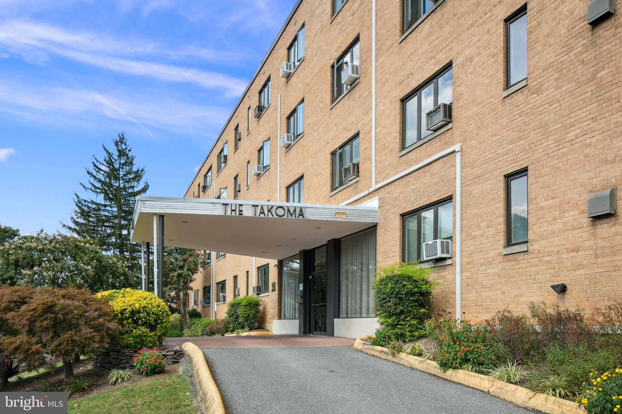 111 Lee Ave #407