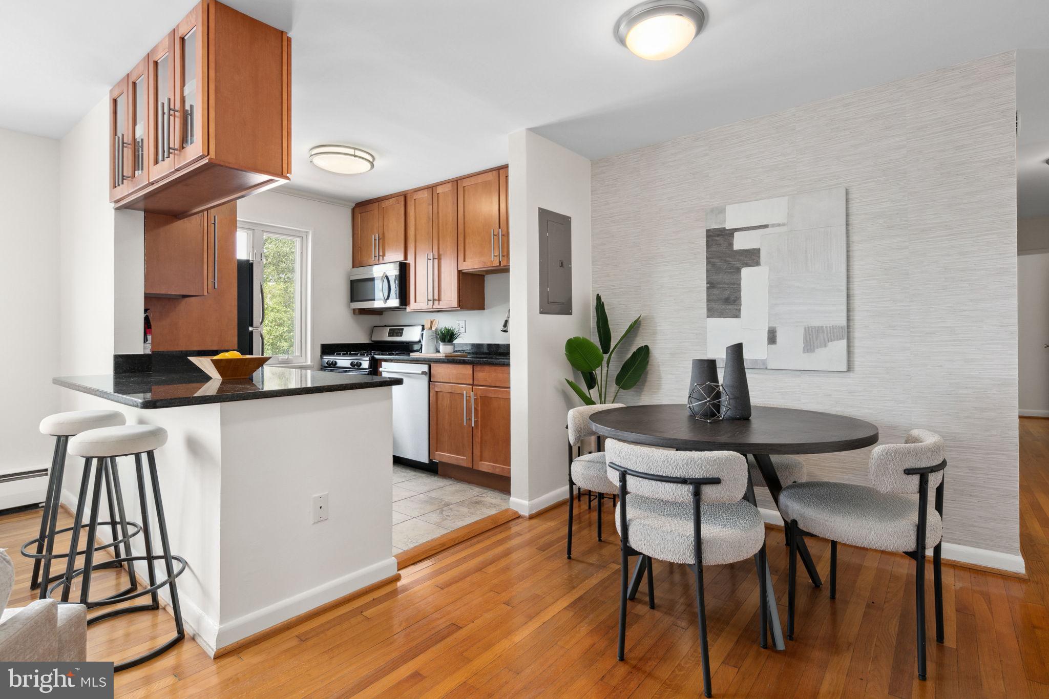 111 Lee Ave #407