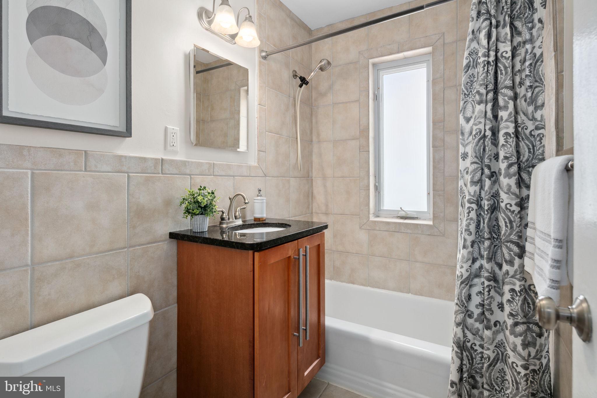 111 Lee Ave #407