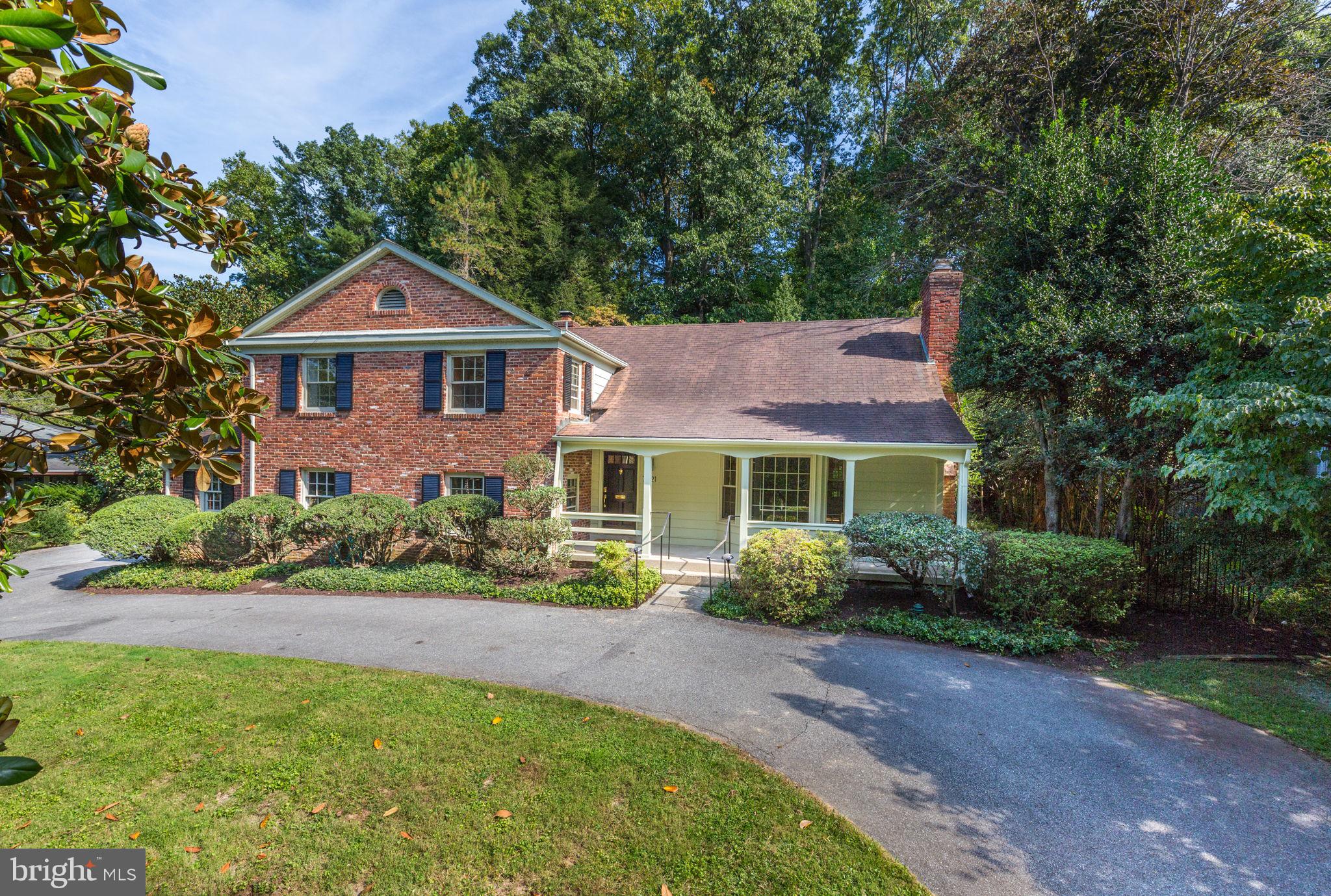 7421 Haddington Pl