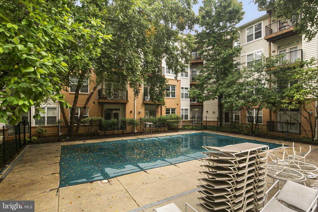 1201 East West Hwy #312