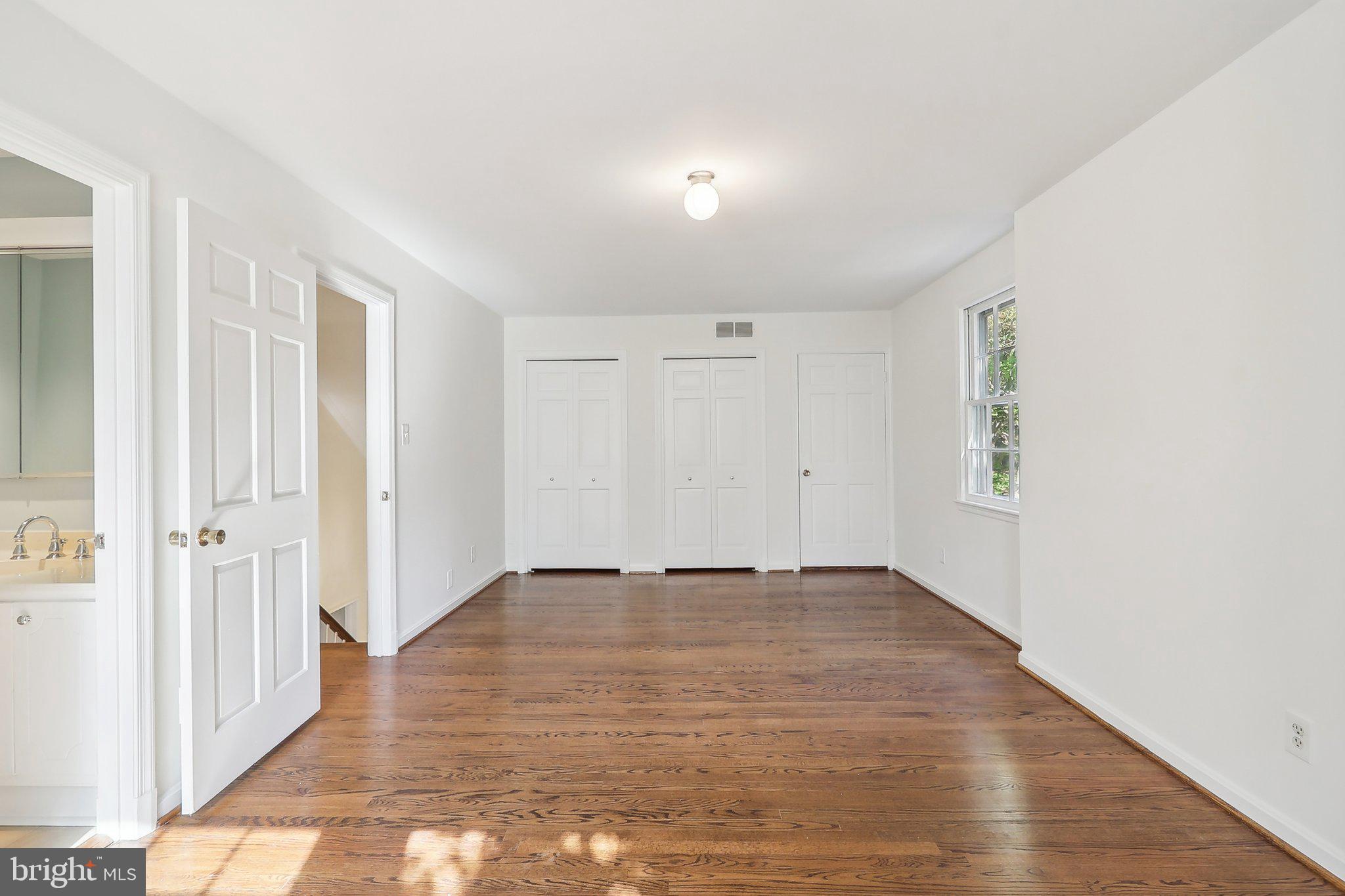 4405 Boxwood Rd