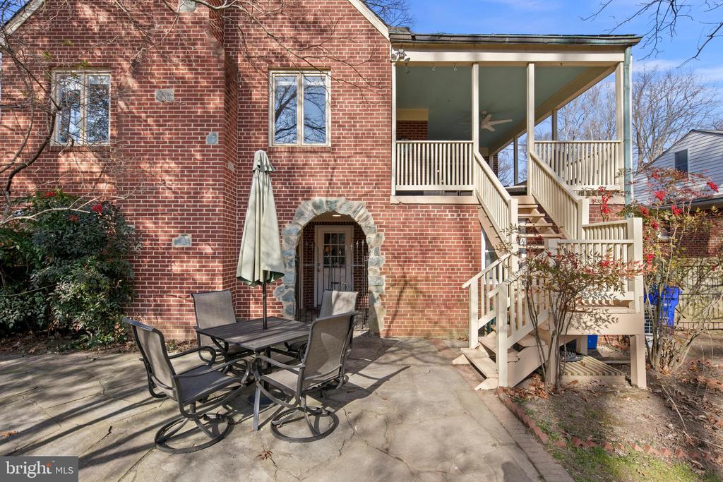 1212 Dale Dr