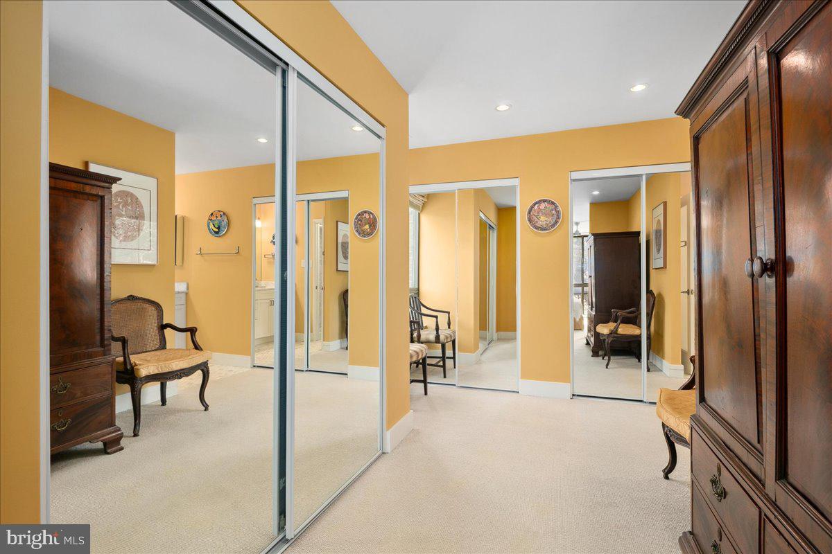 4986 Sentinel Dr #15-401