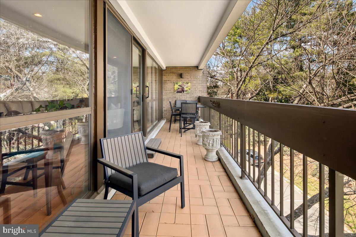 4986 Sentinel Dr #15-401