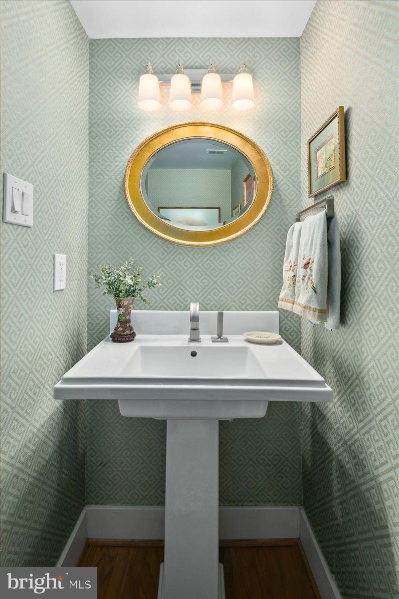 4986 Sentinel Dr #15-401