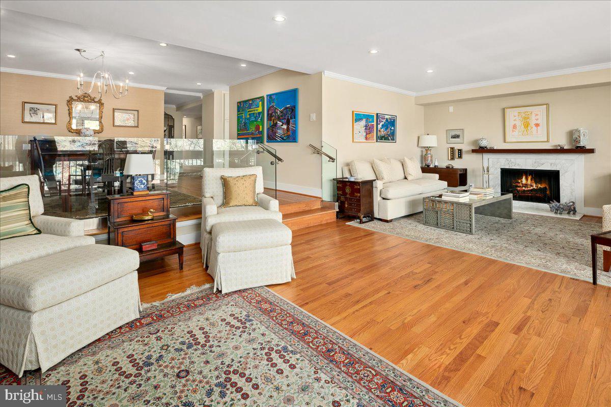 4986 Sentinel Dr #15-401