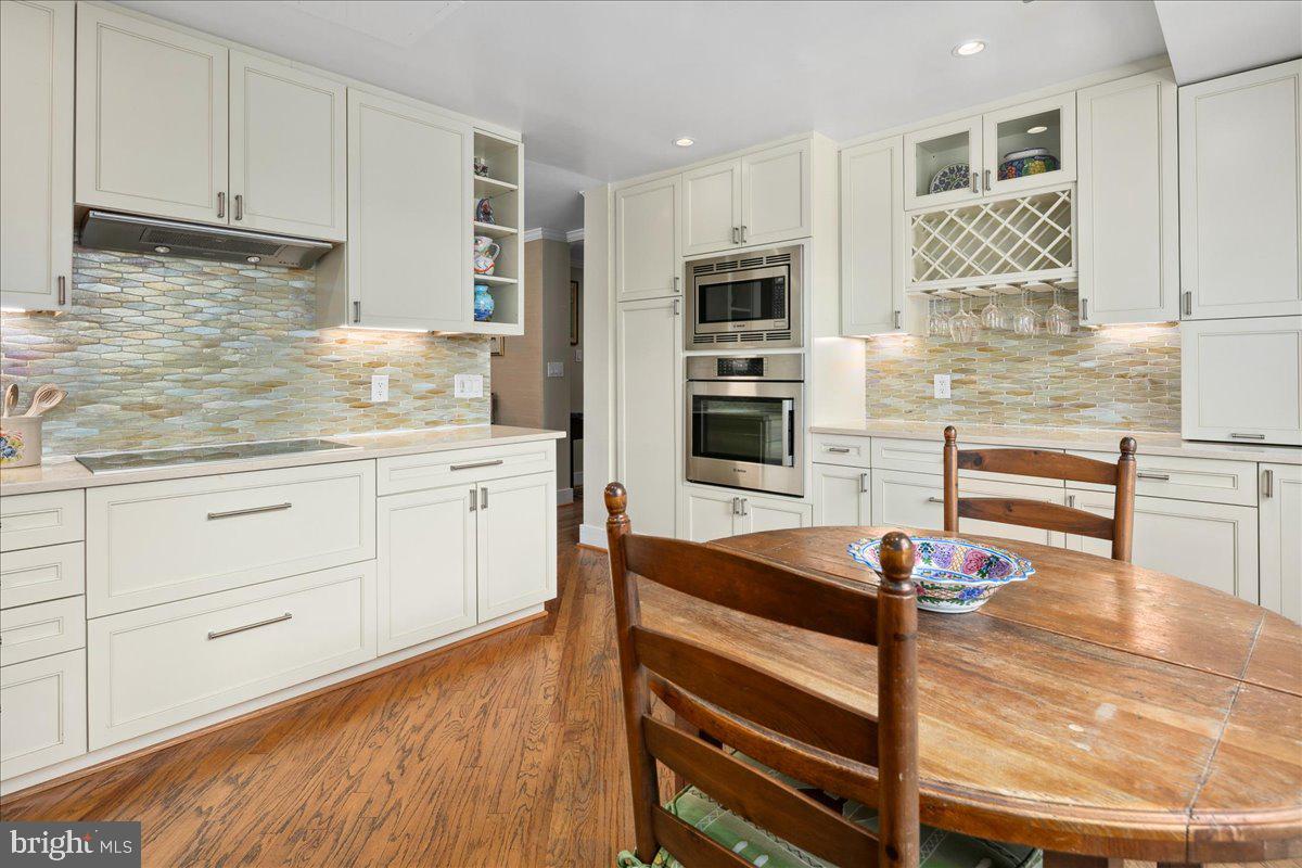 4986 Sentinel Dr #15-401