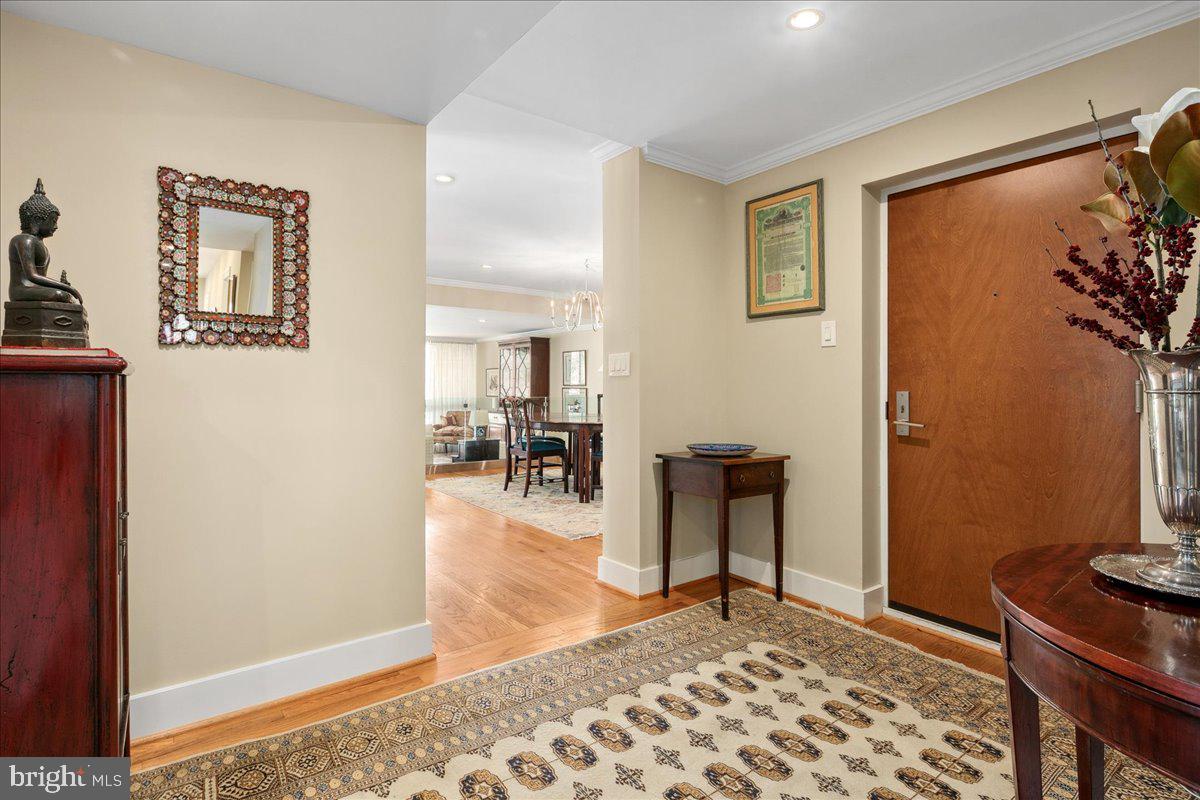 4986 Sentinel Dr #15-401