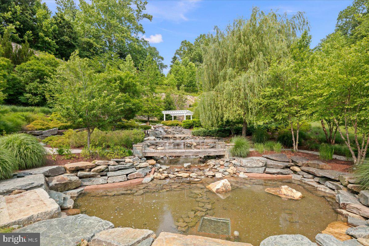 8129 River Rd