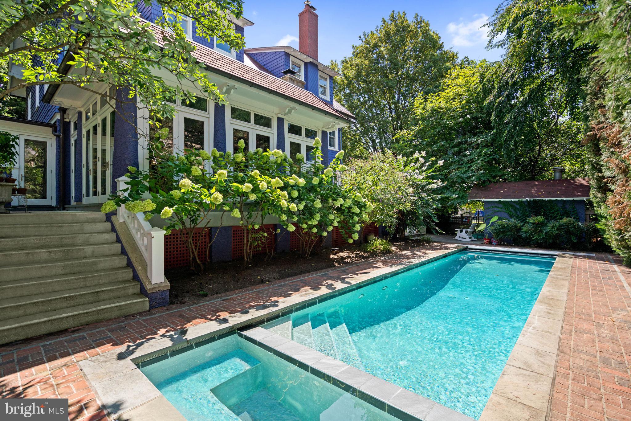 5 CHEVY CHASE CIRCLE