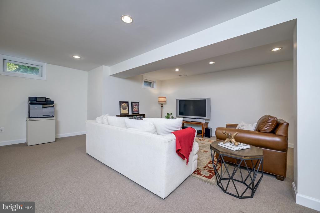 15106 WHITETAIL WAY