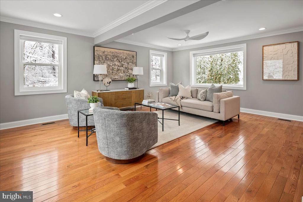 111 SUNNYSIDE ROAD