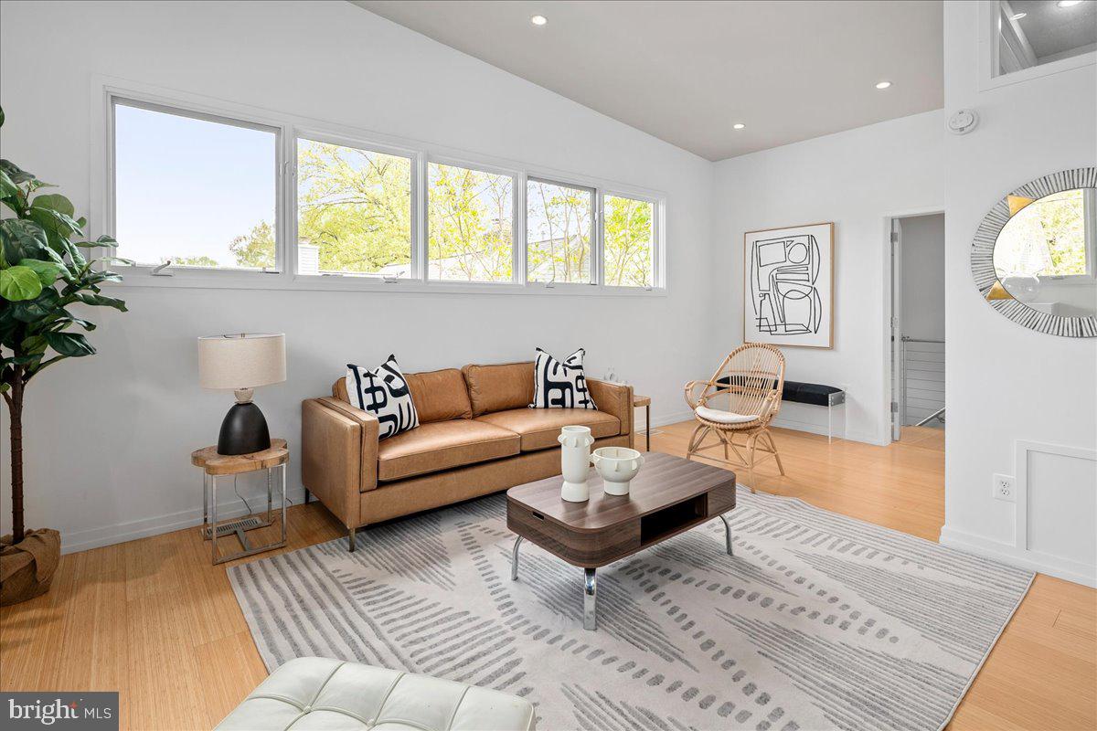 4324 ROSEDALE AVENUE