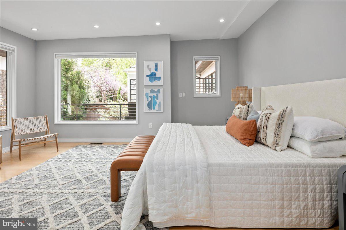 4324 ROSEDALE AVENUE