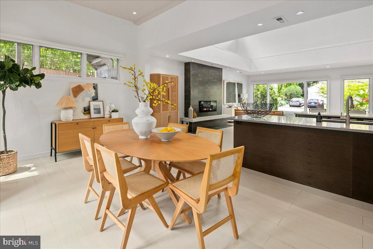 4324 ROSEDALE AVENUE