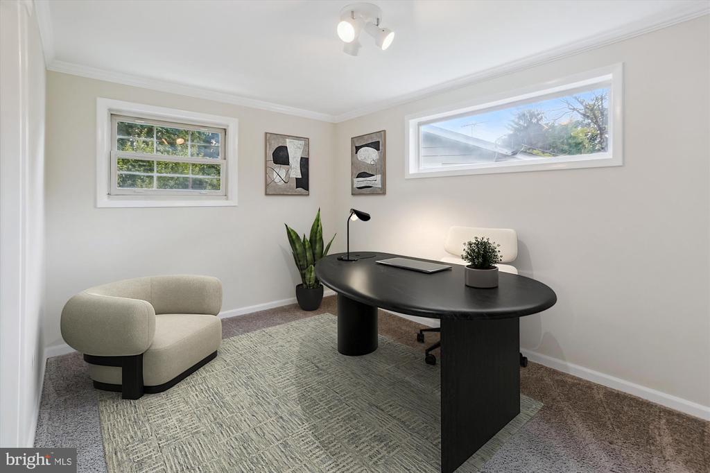 3909 WOODLAWN ROAD