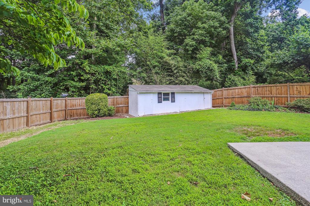 3909 WOODLAWN ROAD