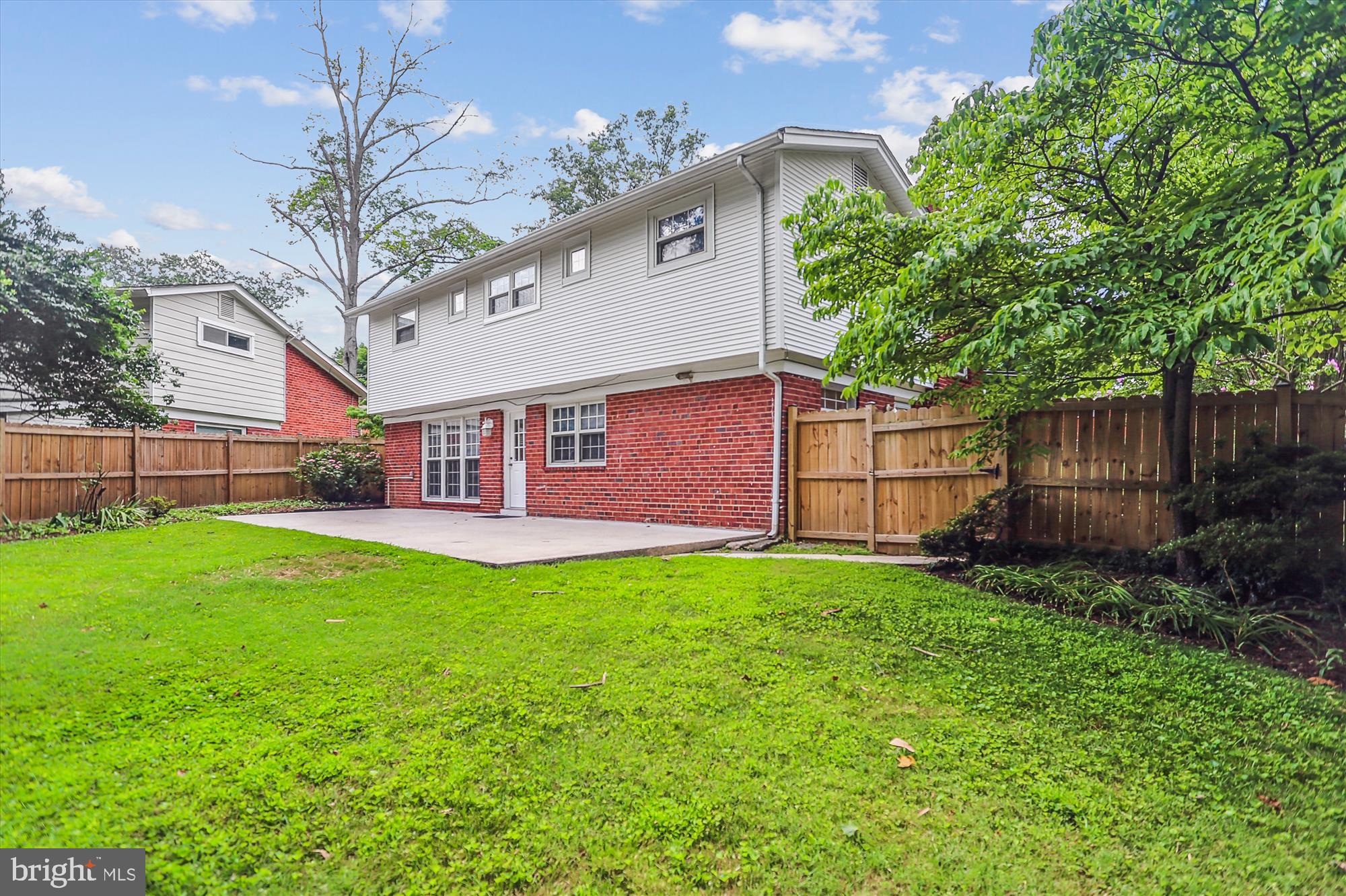3909 WOODLAWN ROAD