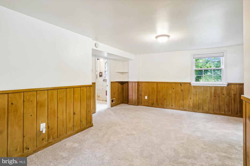 803 BURDETTE ROAD