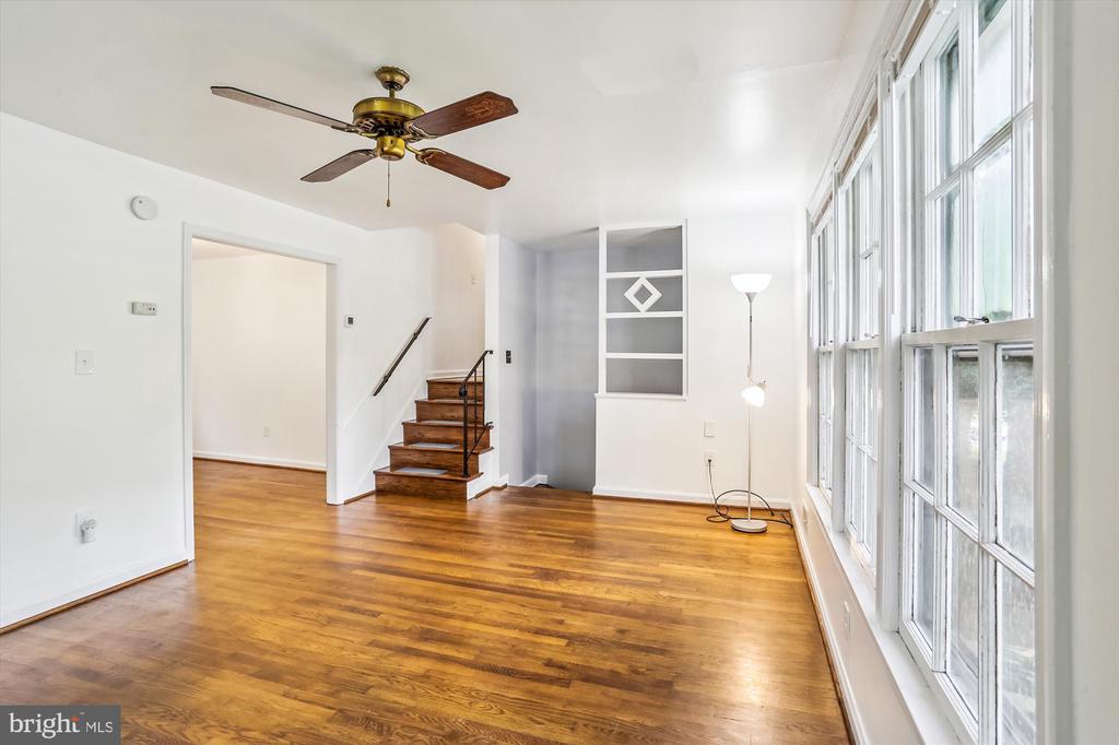 803 BURDETTE ROAD