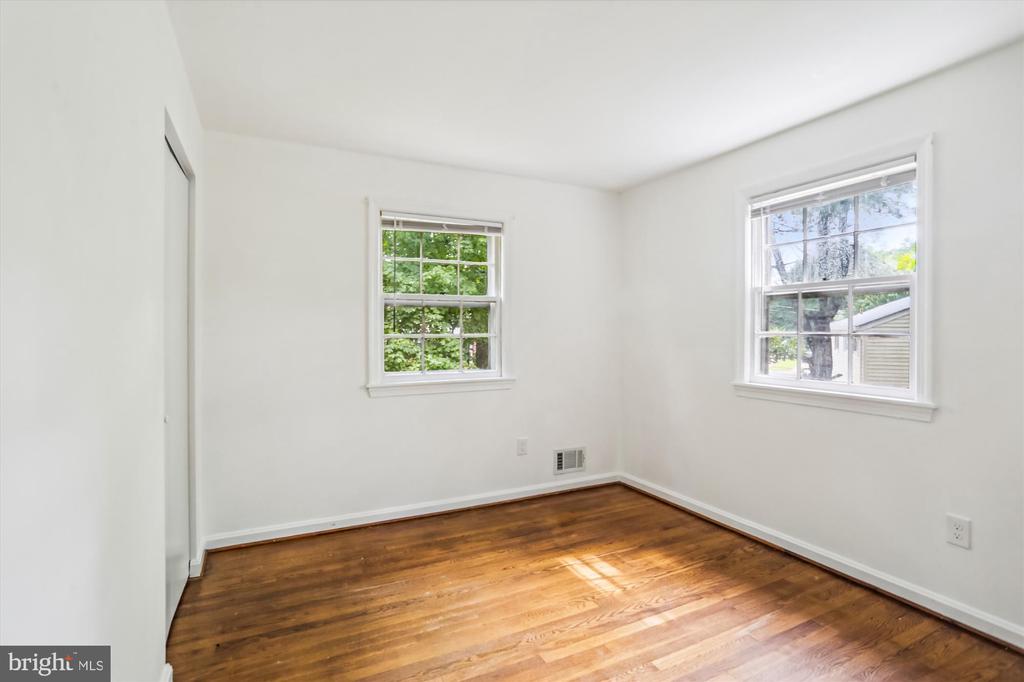 803 BURDETTE ROAD