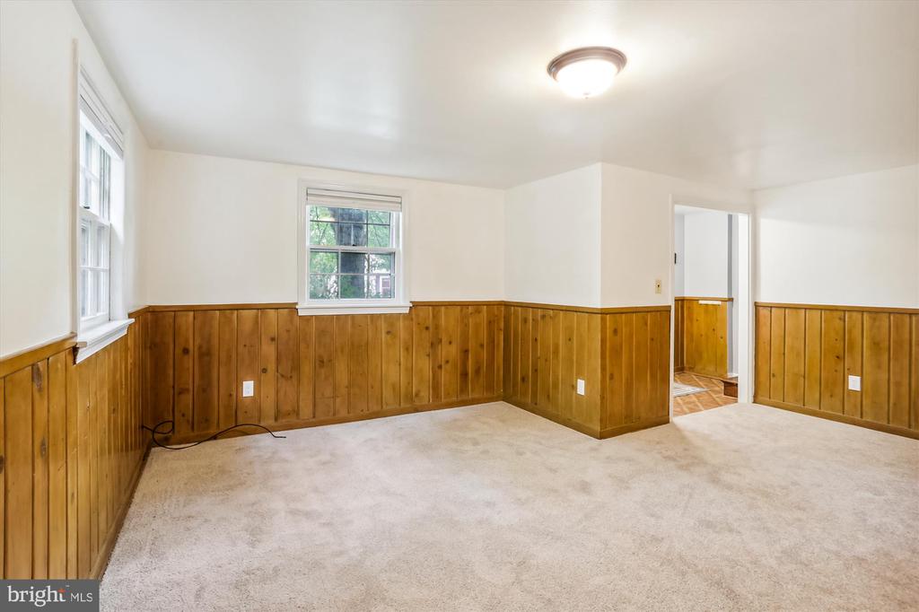 803 BURDETTE ROAD