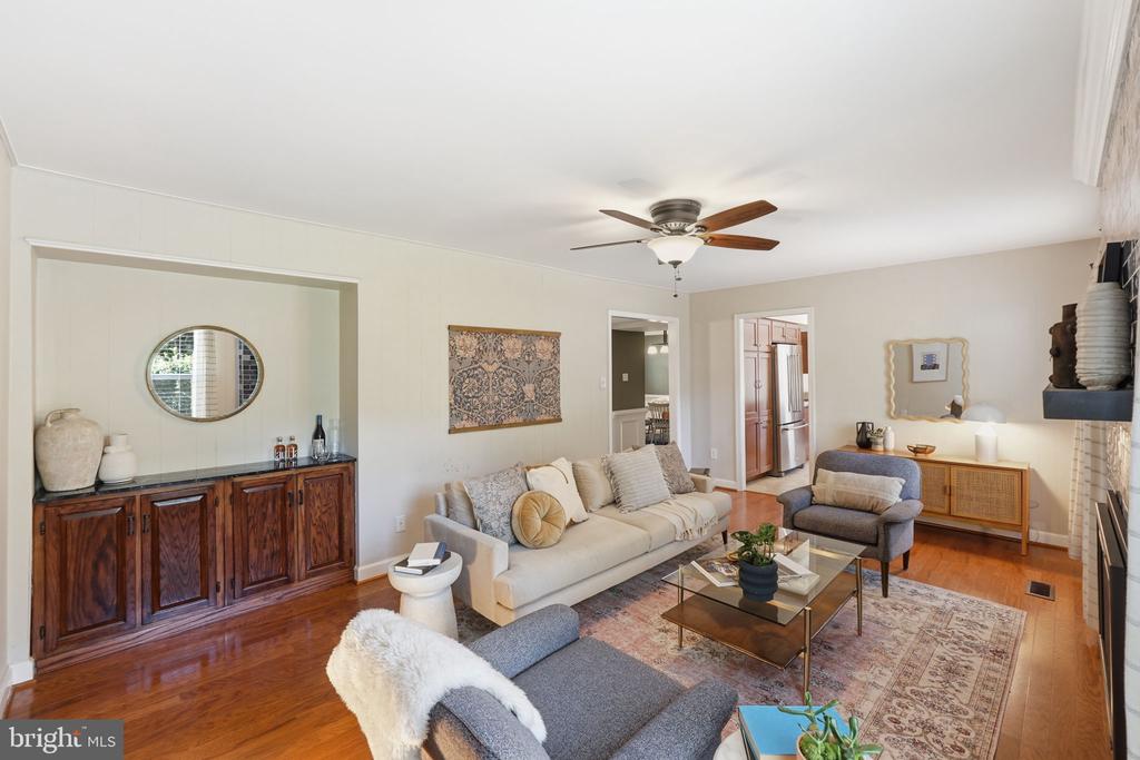 14005 BETHPAGE LANE