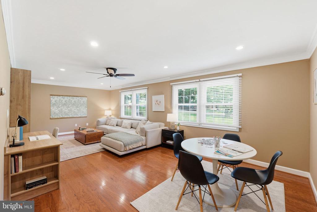 14005 BETHPAGE LANE
