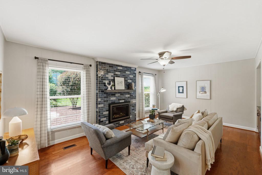 14005 BETHPAGE LANE