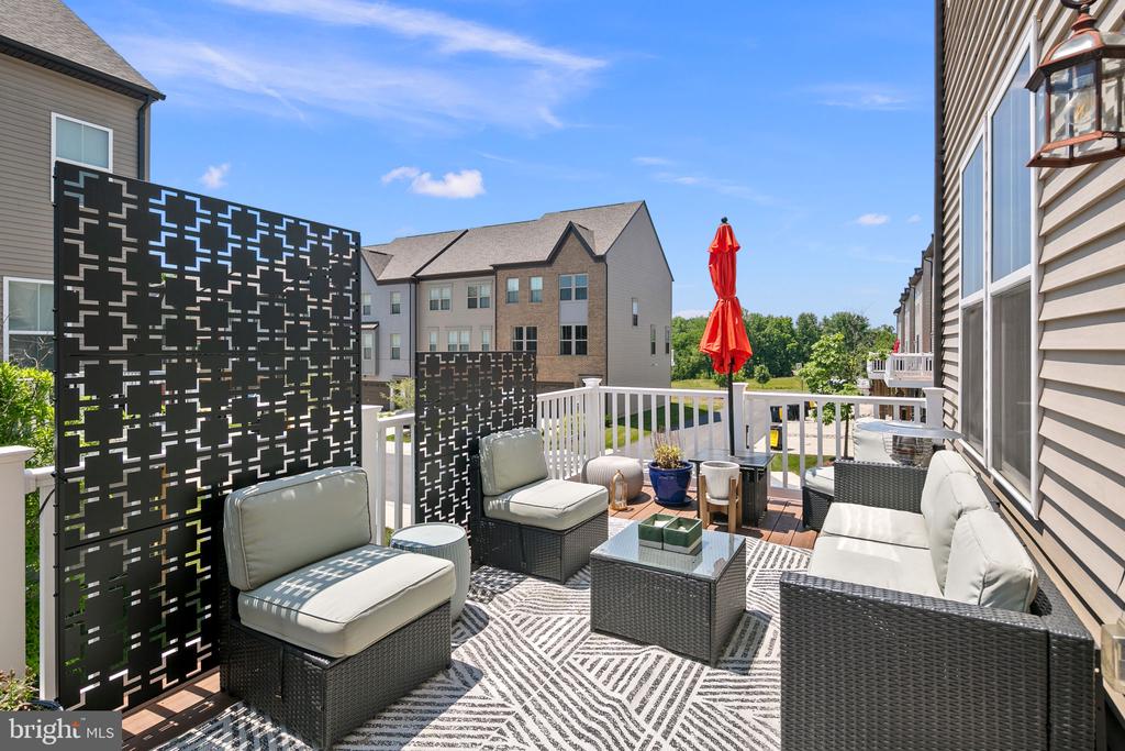 162 Capital Ct