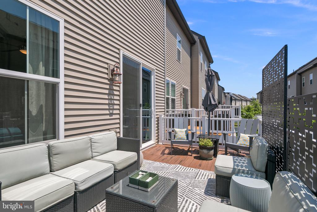 162 Capital Ct